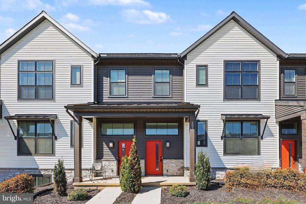 205 Estate Drive, Mechanicsburg, PA 17055 Main Photo