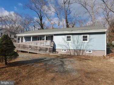 2601 N LAKESHORE DRIVE, BROWNS MILLS, NJ 08015