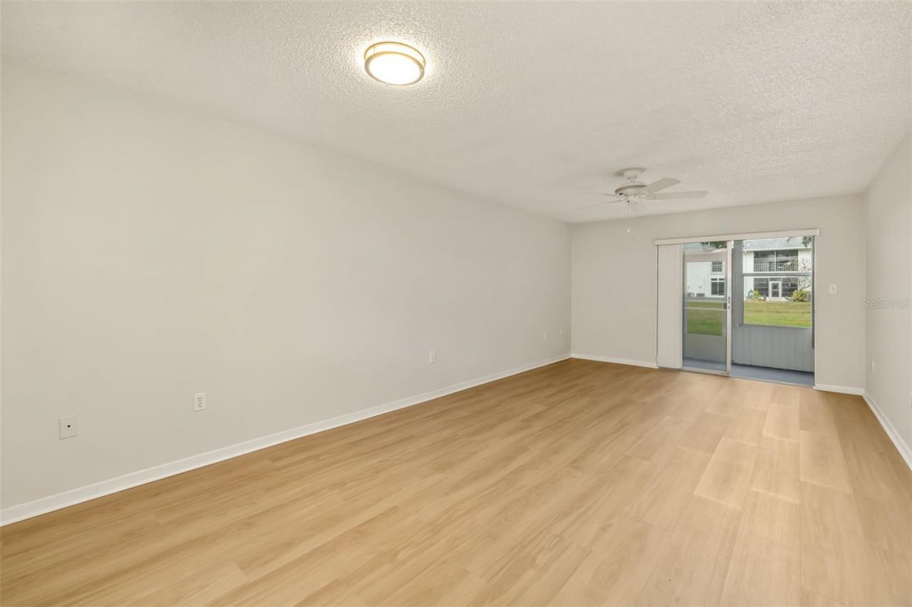 203 47th Avenue Drive W, Unit 167, Bradenton, FL 34207 Photo