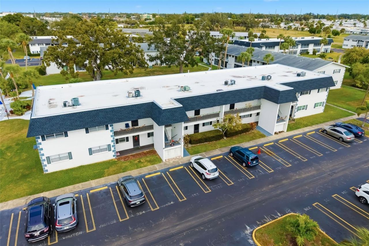 203 47th Avenue Drive W, Unit 167, Bradenton, FL 34207 Photo