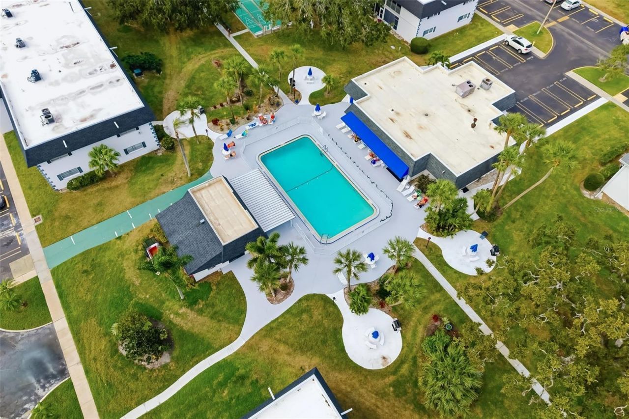 203 47th Avenue Drive W, Unit 167, Bradenton, FL 34207 Photo