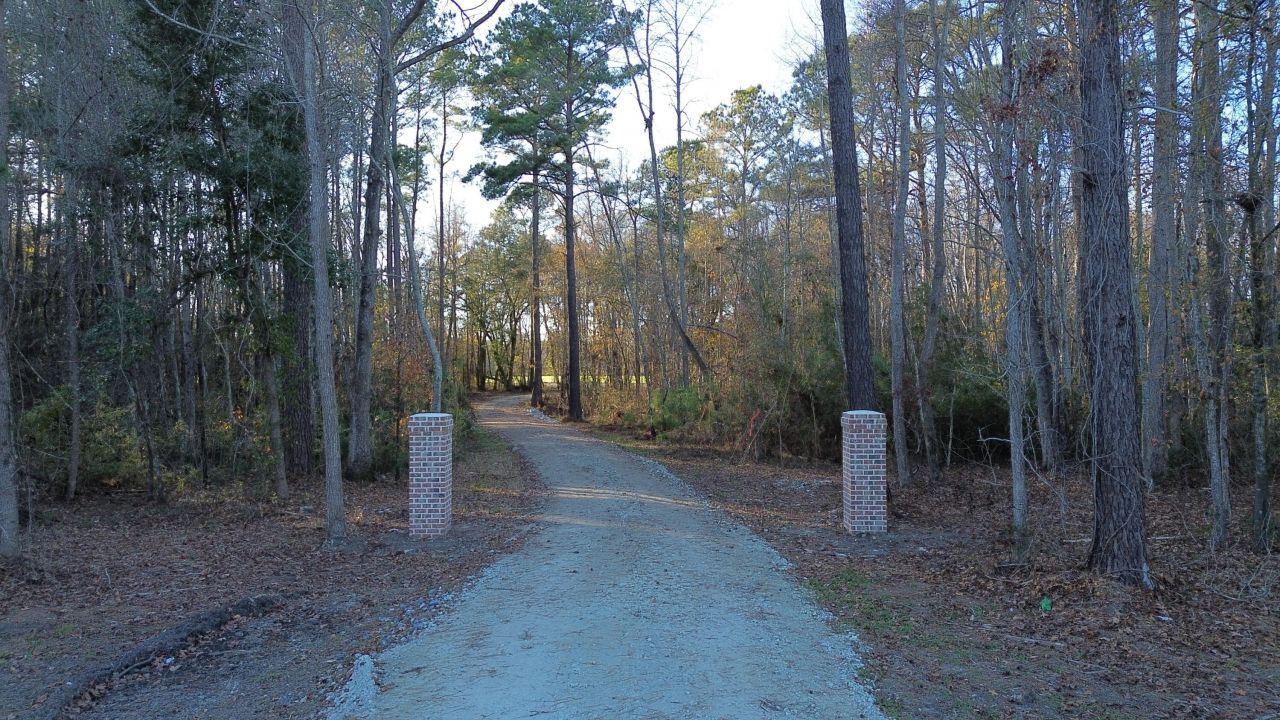 6 Highway 52 Photo 8