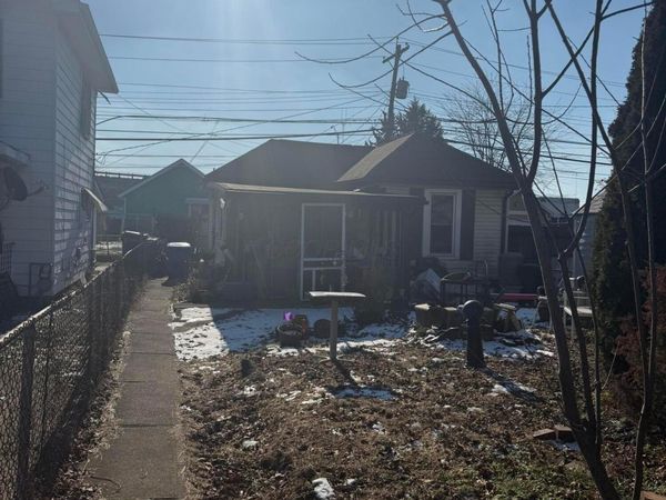 813 Campbell Avenue, Columbus, OH 43222