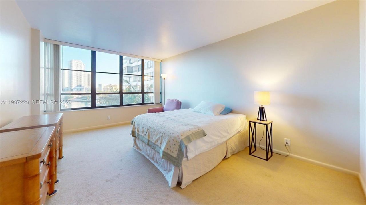 500 Three Islands Blvd, Unit 402, Hallandale Beach, FL 33009 Photo