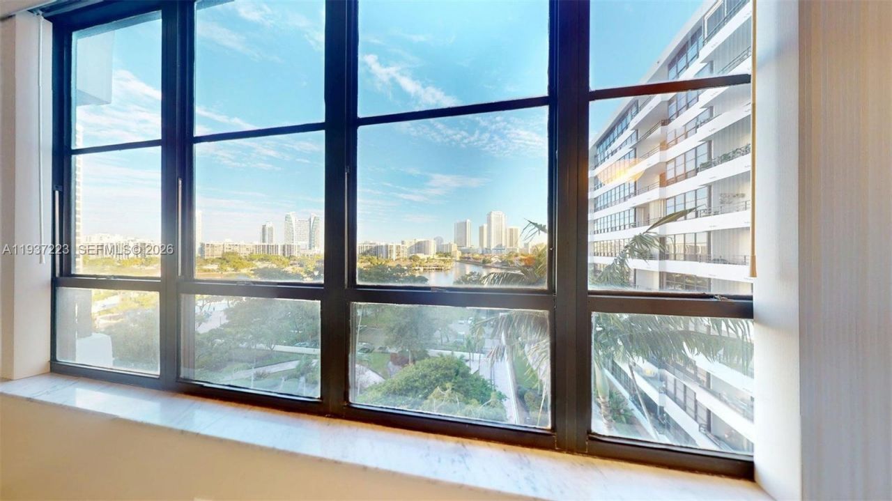 500 Three Islands Blvd, Unit 402, Hallandale Beach, FL 33009 Photo