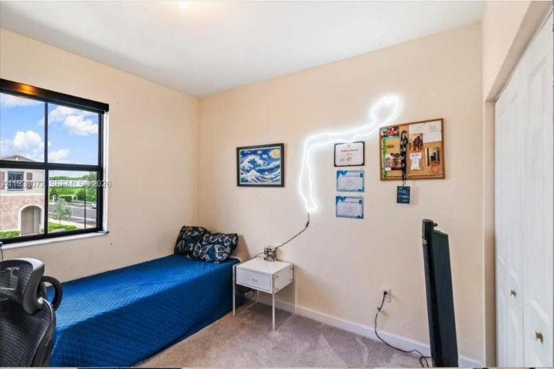 11431 W 32nd Ln, Hialeah, FL 33018 Photo