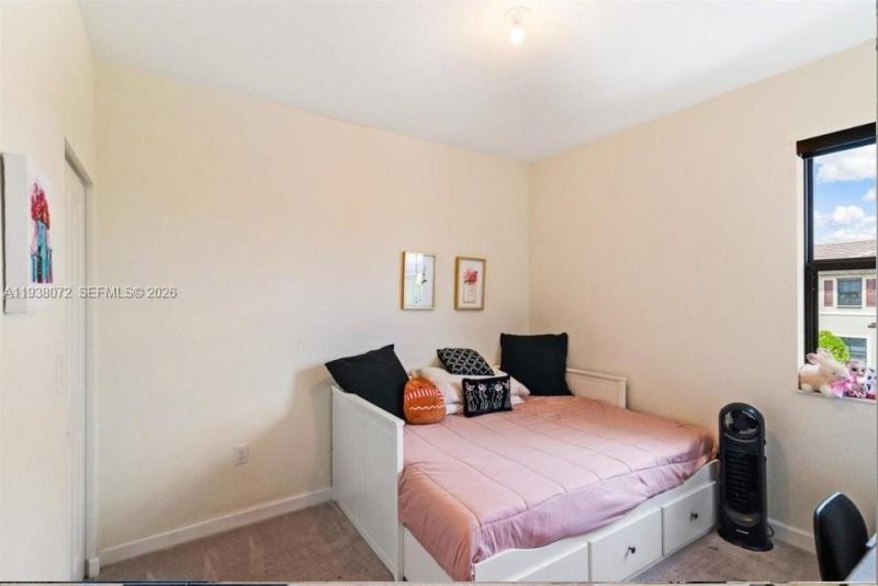 11431 W 32nd Ln, Hialeah, FL 33018 Photo