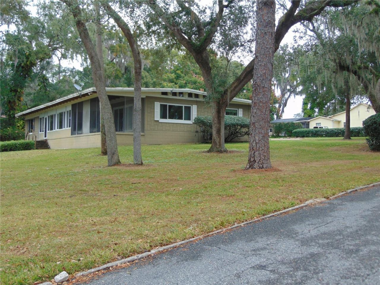 2435 Broadvue Avenue, Eustis, FL 32726 Photo