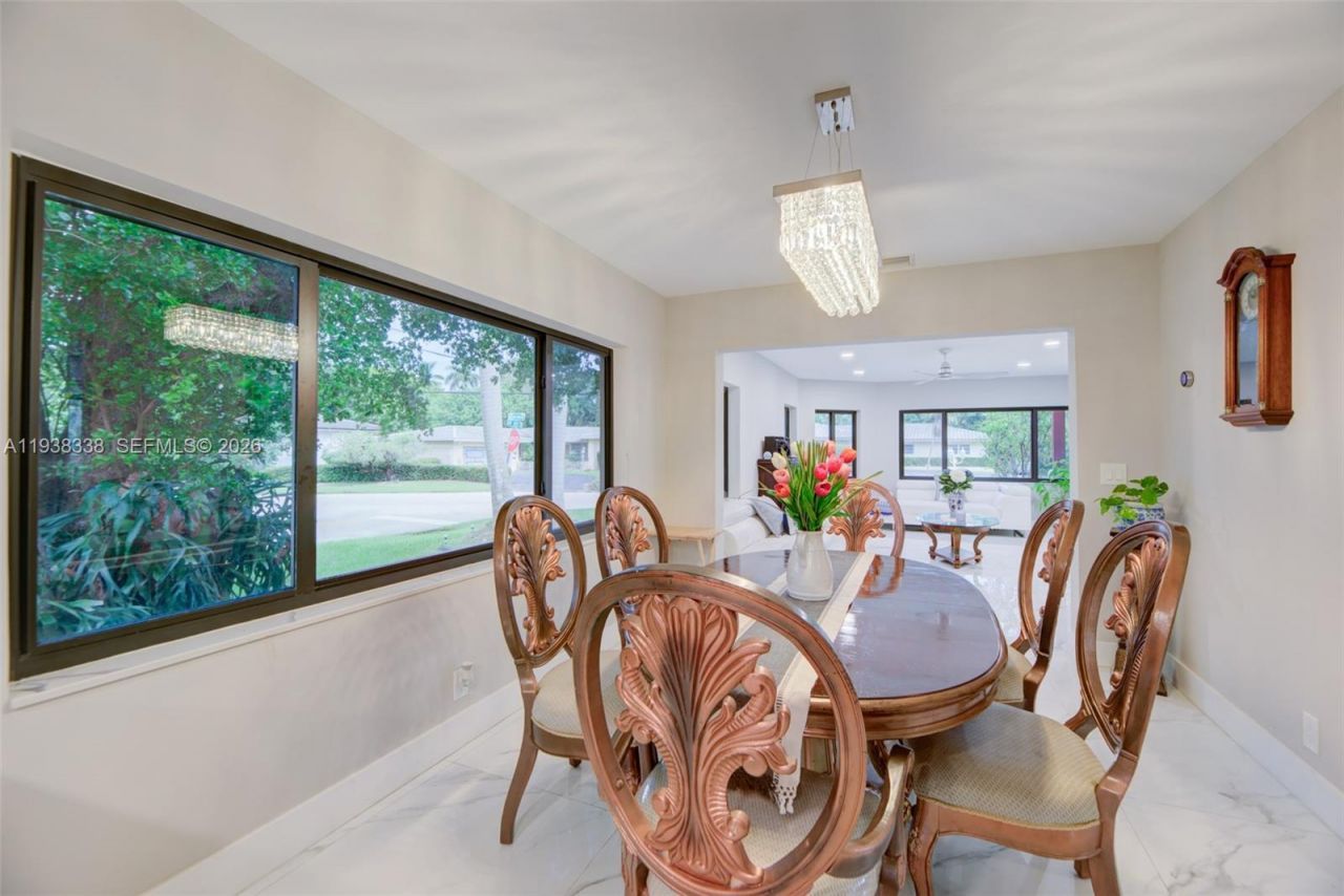 11490 W Biscayne Canal Rd, Miami, FL 33161 Photo