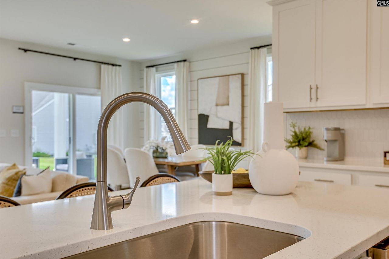 128 Bloomsbury Drive Photo 12