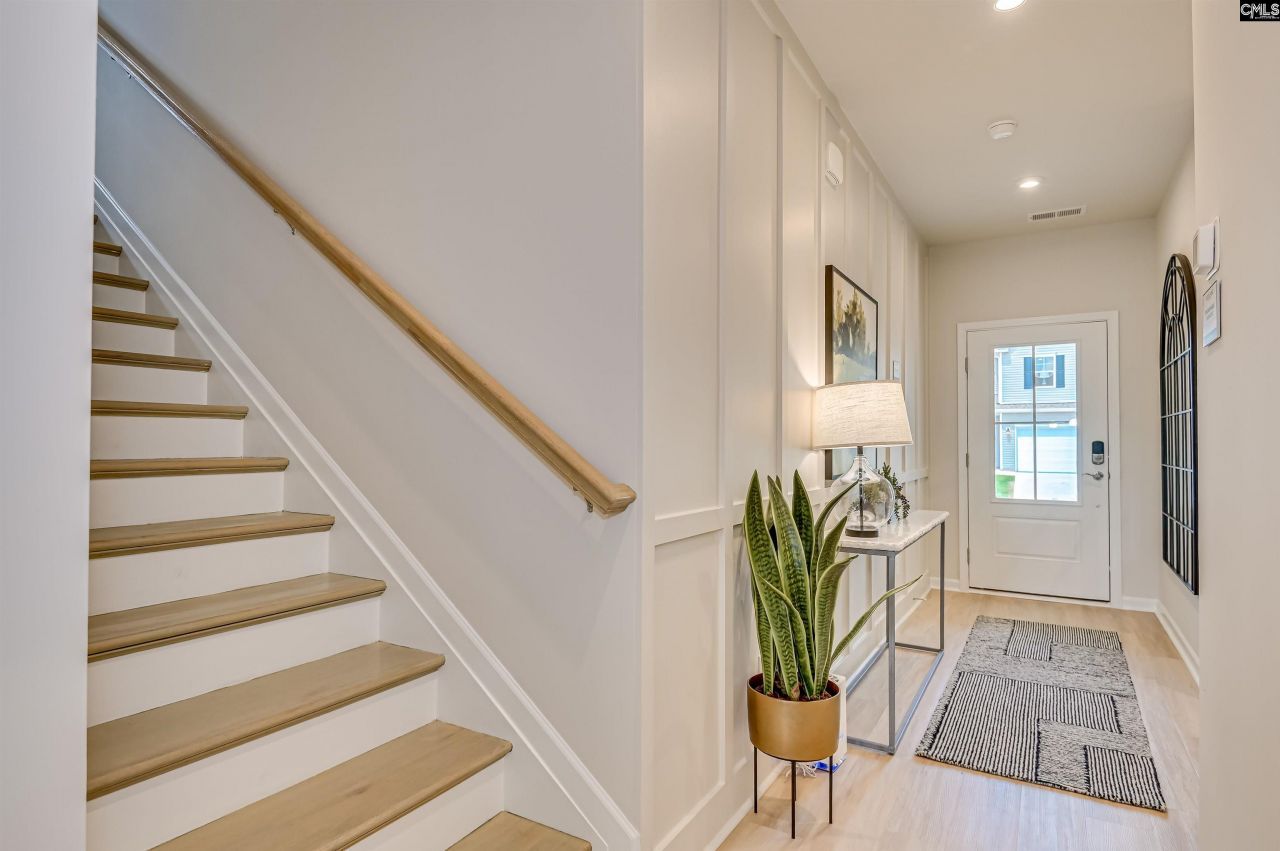 128 Bloomsbury Drive Photo 6