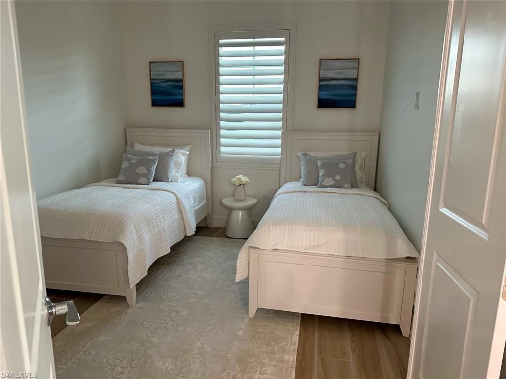 207 Indies Dr E, Unit 201, Naples, FL 34114 Photo