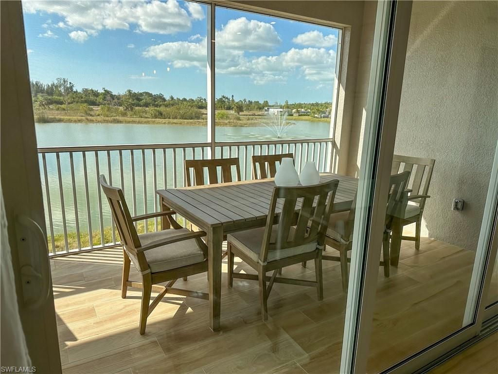 207 Indies Dr E, Unit 201, Naples, FL 34114 Photo