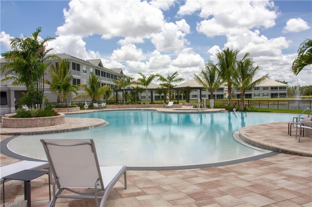 207 Indies Dr E, Unit 201, Naples, FL 34114 Photo