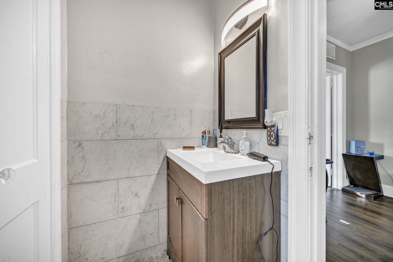 613 Joan Street  Photo 22