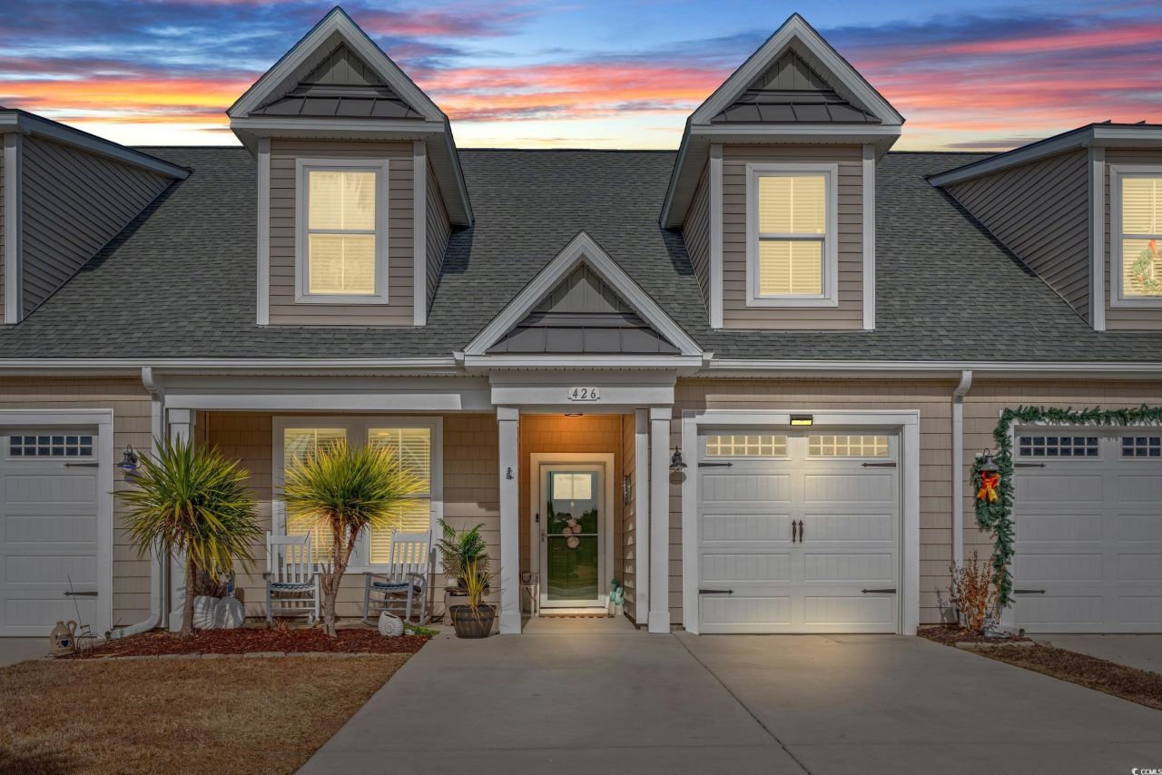 426 Goldenrod Circle Photo 3