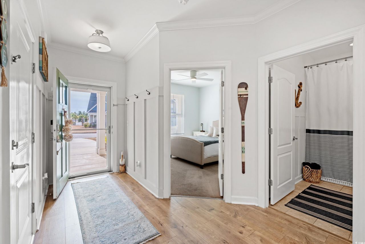 426 Goldenrod Circle Photo 4