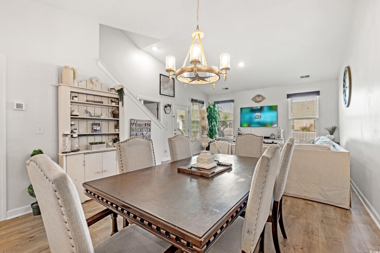 426 Goldenrod Circle Photo 9