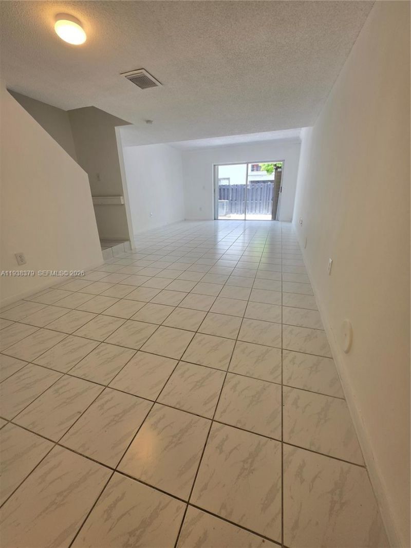 1158 NW 124th Ave, Unit 2306, Miami, FL 33182 Photo
