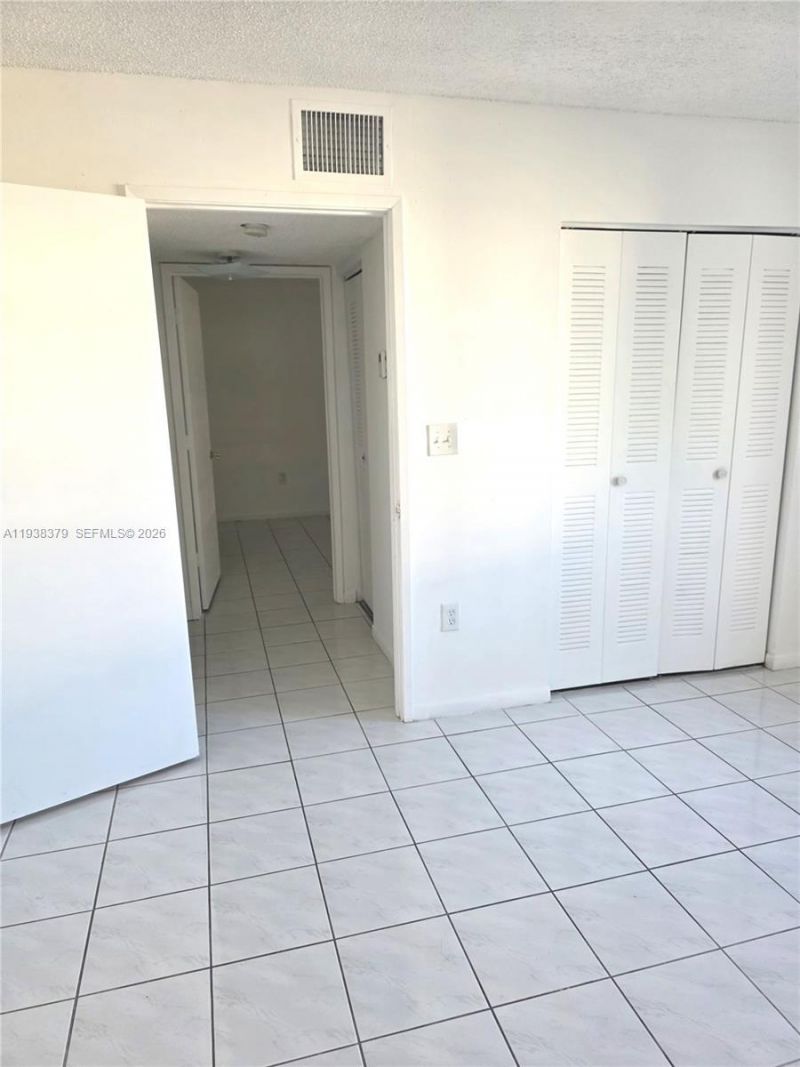 1158 NW 124th Ave , Unit 2306, Miami, FL 33182 Photo