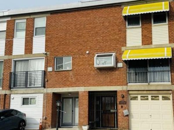 6829 LINDBERGH BOULEVARD, PHILADELPHIA, PA 19142