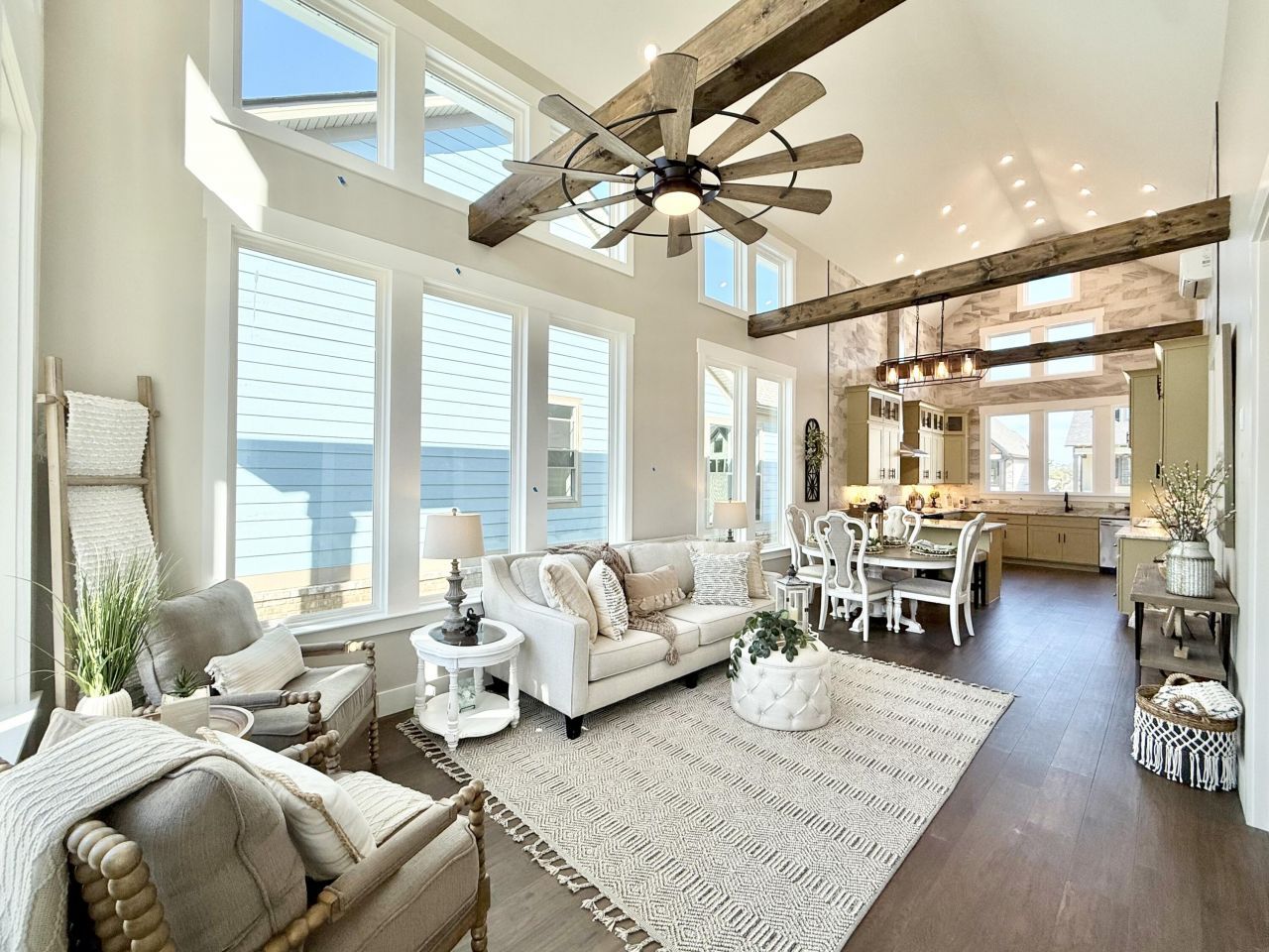 164 Idle Place Circle, Rossville, GA 30741 Main Photo