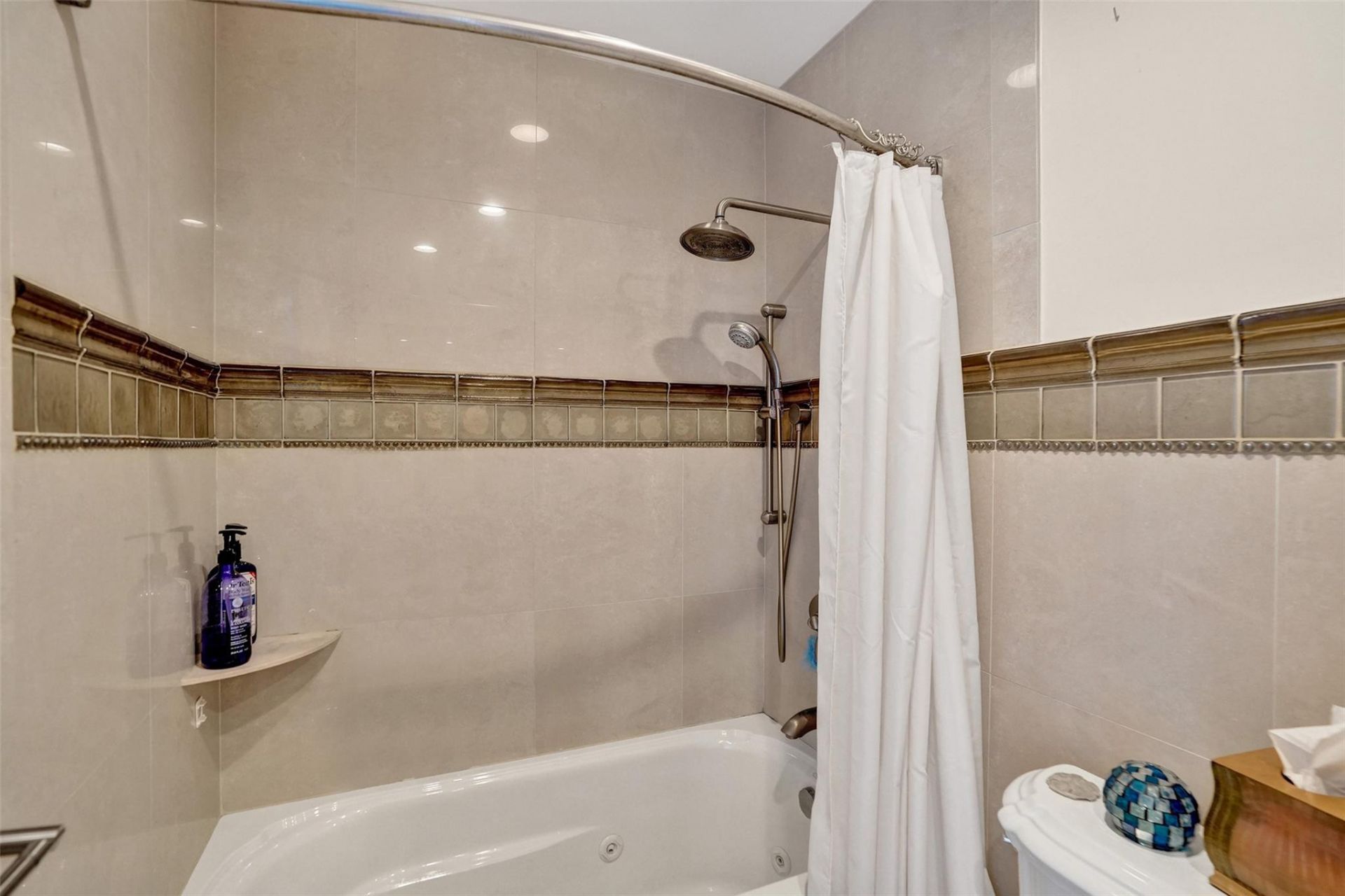 2160 NE 44th Court, Lighthouse Point, FL 33064 Photo