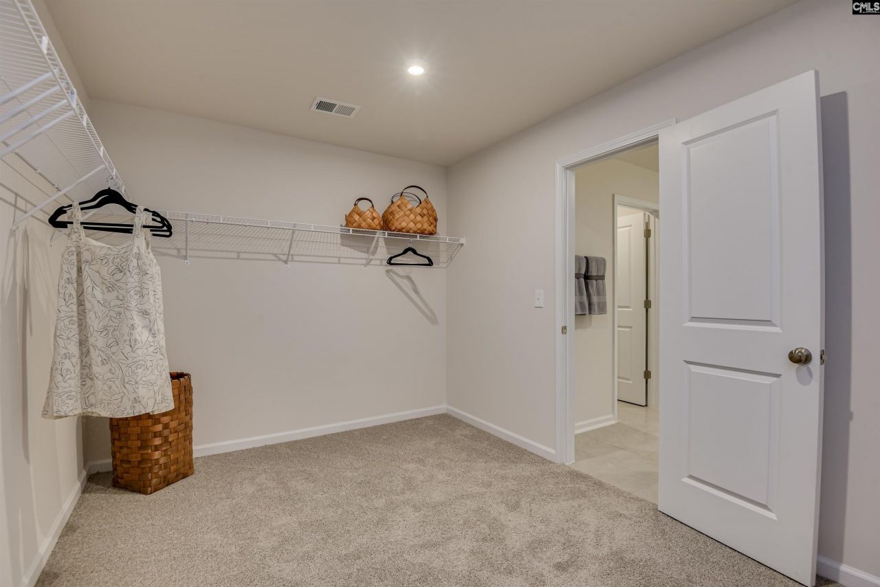 131 Bloomsbury Drive Photo 25