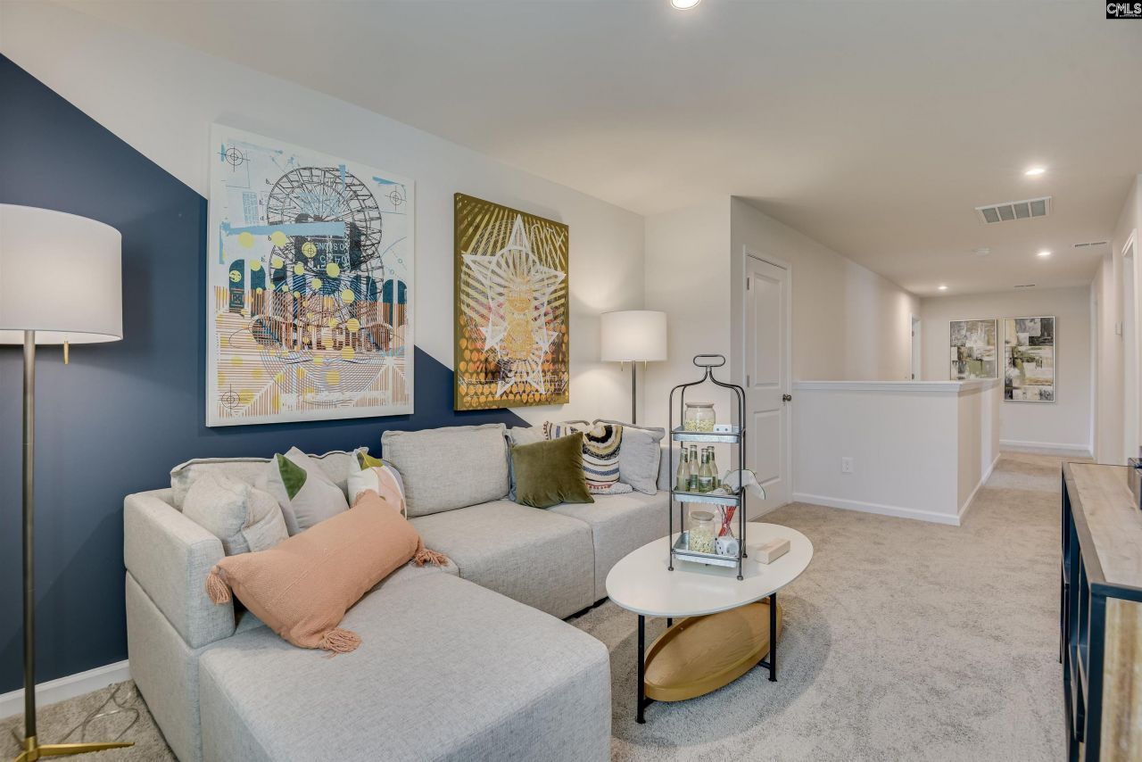 131 Bloomsbury Drive Photo 36