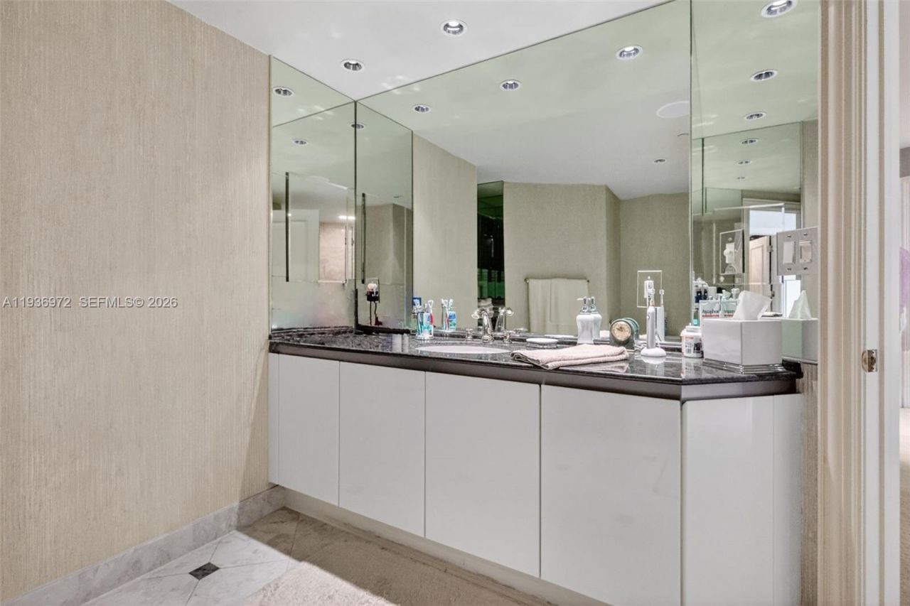 2600 Island Blvd, Unit 3006, Aventura, FL 33160 Photo