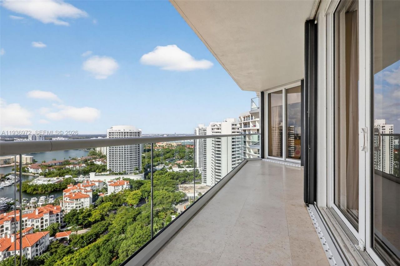 2600 Island Blvd, Unit 3006, Aventura, FL 33160 Photo