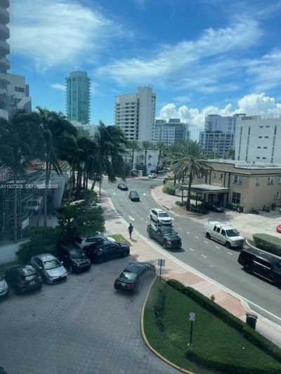 6345 Collins Ave , Unit 512, Miami Beach, FL 33141 Photo