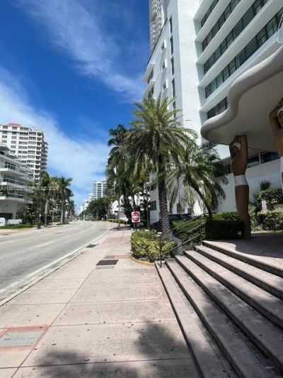 6345 Collins Ave , Unit 512, Miami Beach, FL 33141 Photo