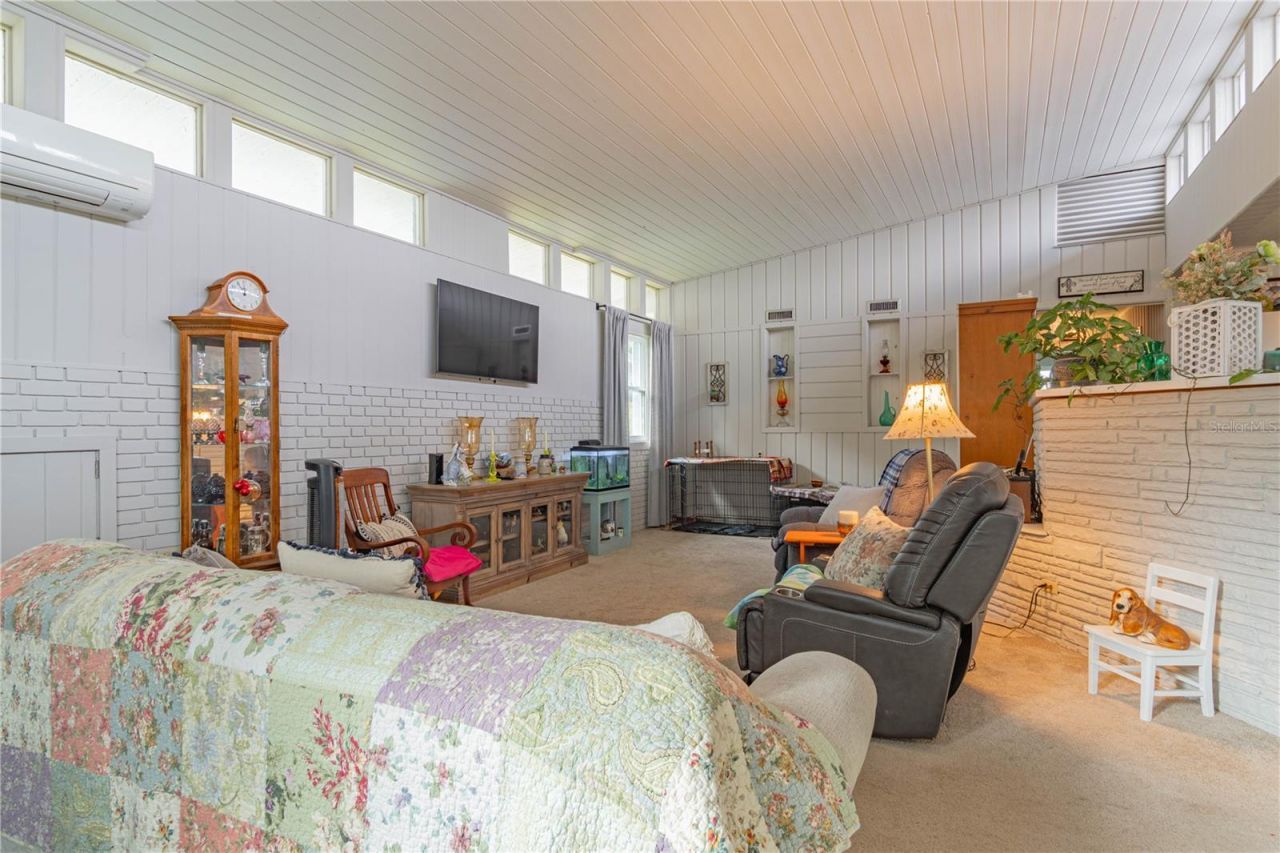 897 Cr 454, Lake Panasoffkee, FL 33538 Photo