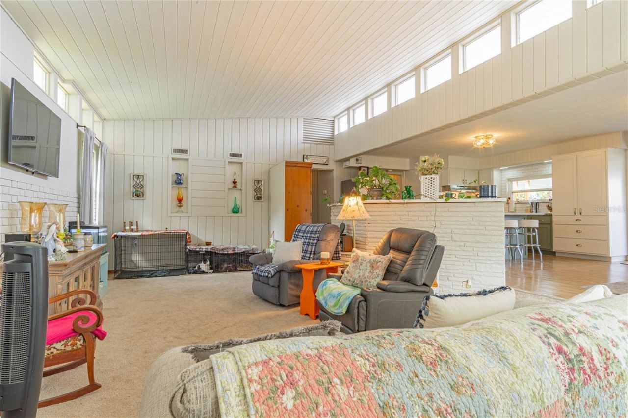 897 Cr 454, Lake Panasoffkee, FL 33538 Photo