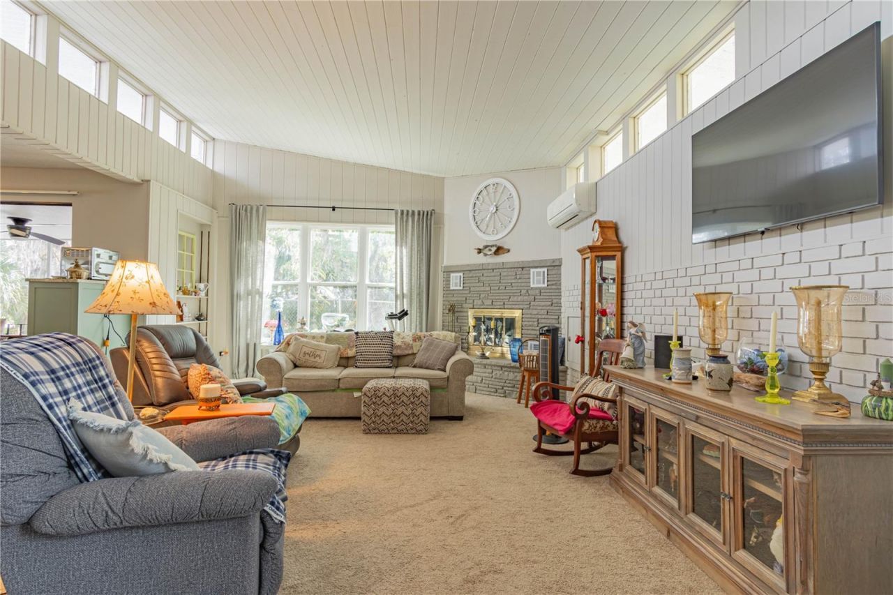 897 Cr 454, Lake Panasoffkee, FL 33538 Photo