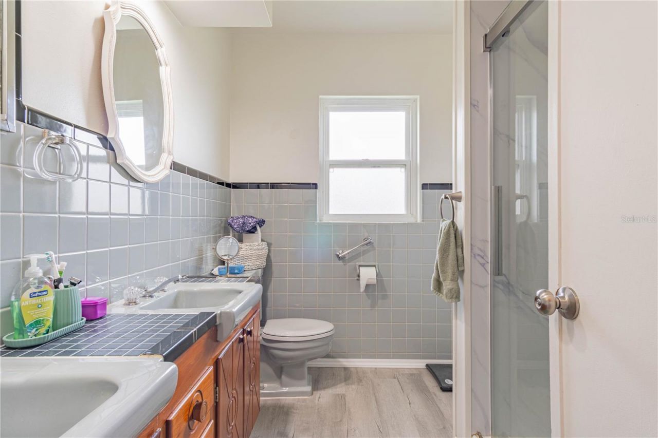 897 Cr 454, Lake Panasoffkee, FL 33538 Photo