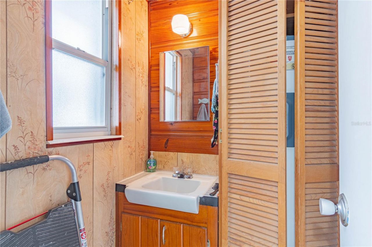 897 Cr 454, Lake Panasoffkee, FL 33538 Photo