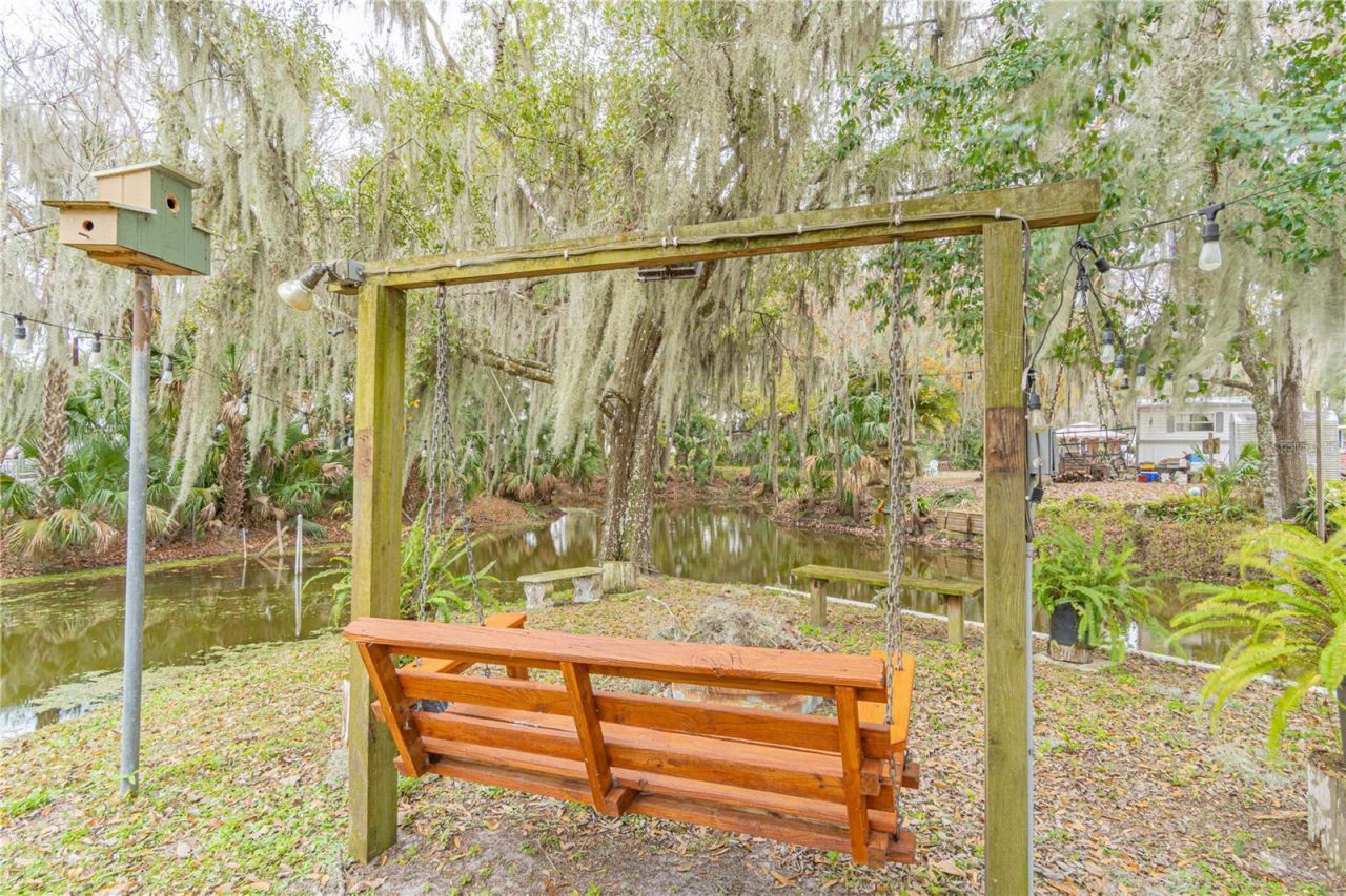 897 Cr 454, Lake Panasoffkee, FL 33538 Photo