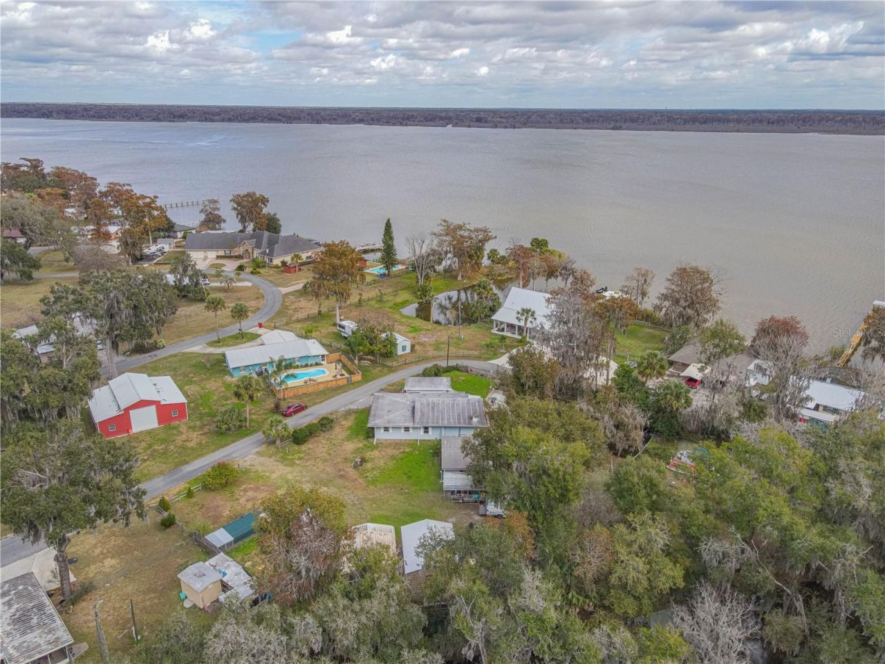 897 Cr 454, Lake Panasoffkee, FL 33538 Photo