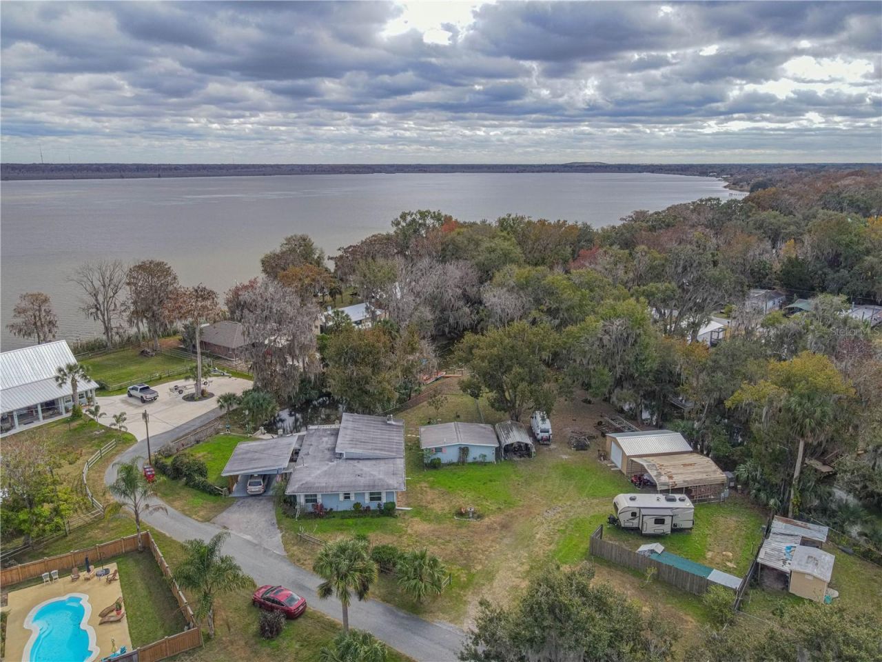 897 Cr 454, Lake Panasoffkee, FL 33538 Photo