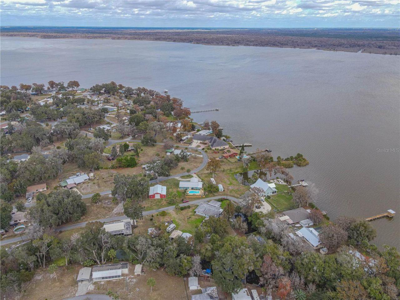 897 Cr 454, Lake Panasoffkee, FL 33538 Photo