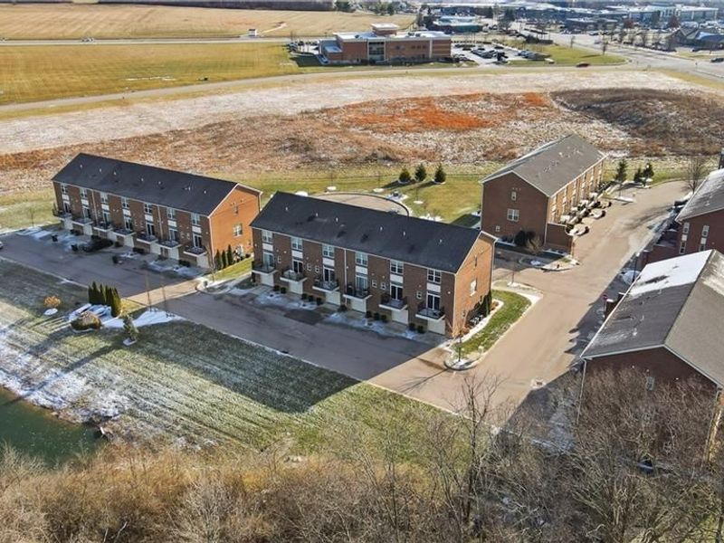 1101 Parklake Row, Springboro, OH 45066 Photo 6