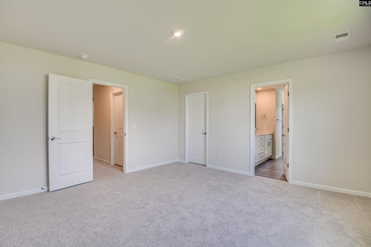 124 Bloomsbury Drive Photo 20