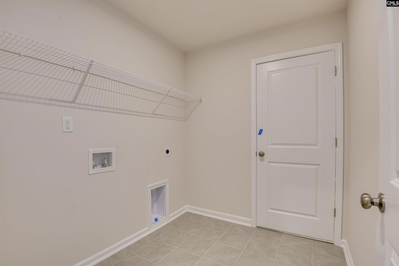 124 Bloomsbury Drive Photo 22