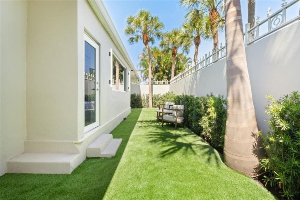 1635 Seabreeze Boulevard, Fort Lauderdale, FL 33316 Photo