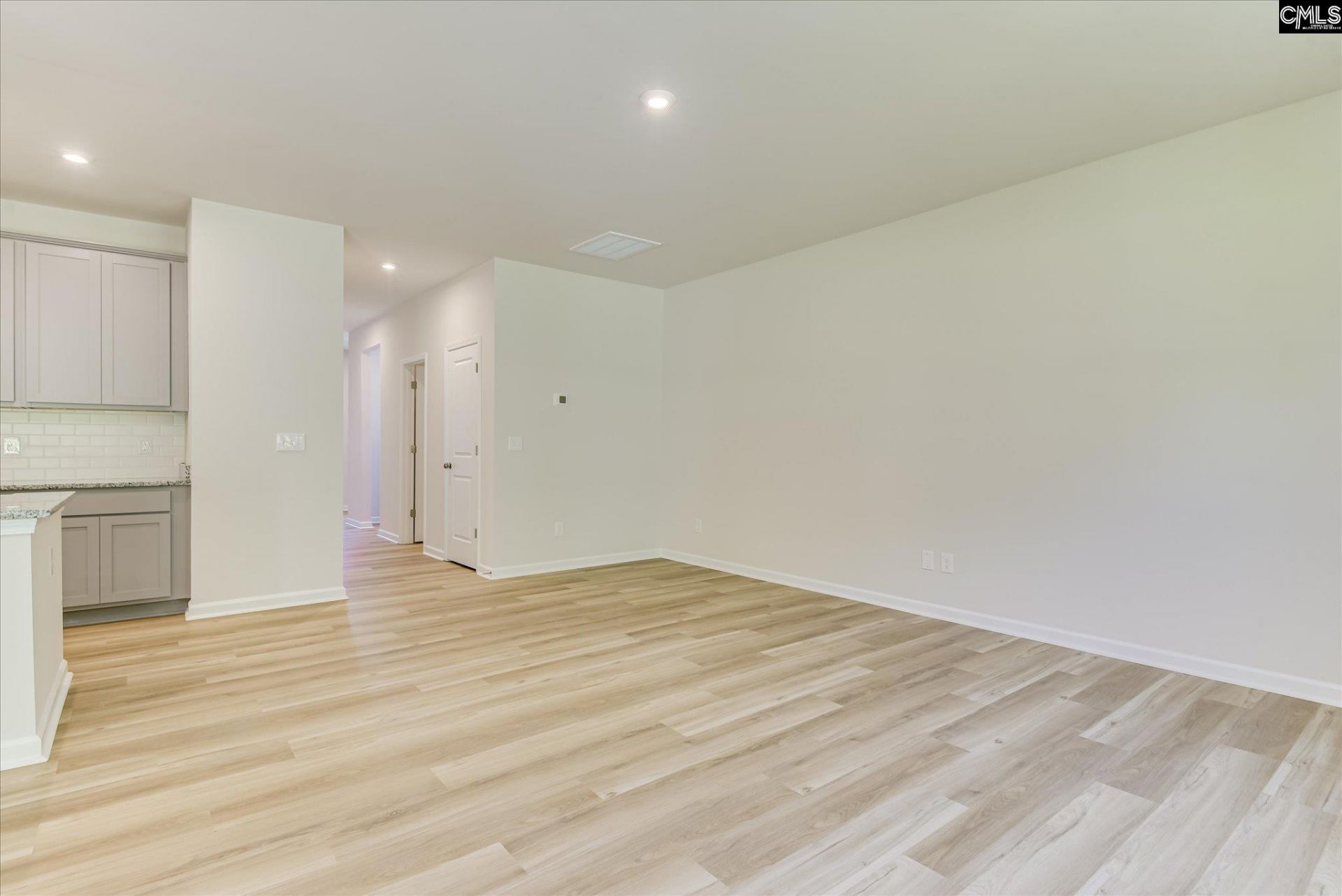 115 Bloomsbury Drive Photo 11