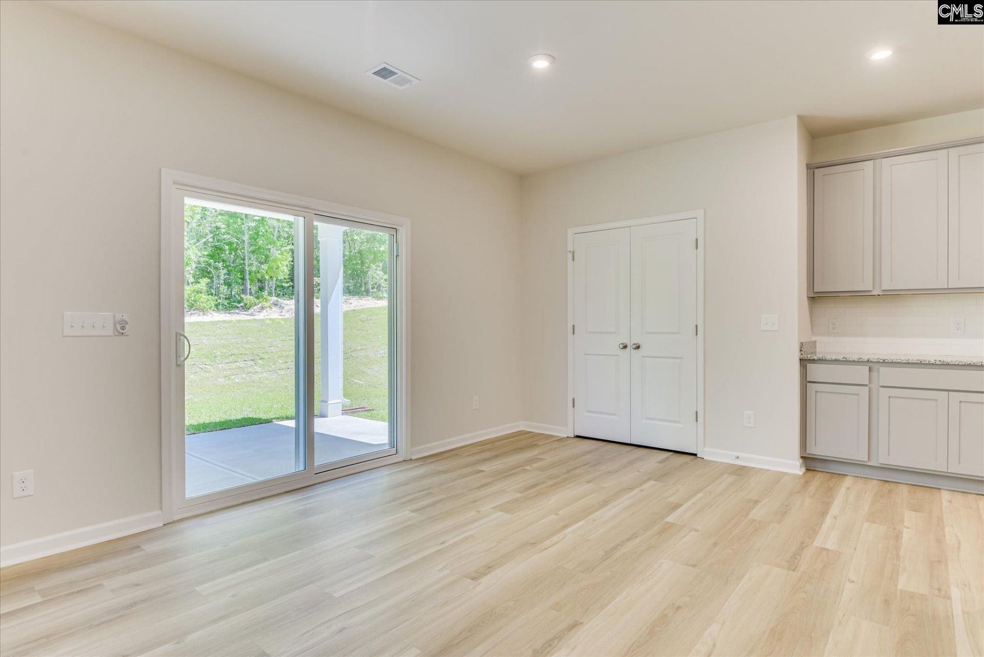 115 Bloomsbury Drive Photo 13