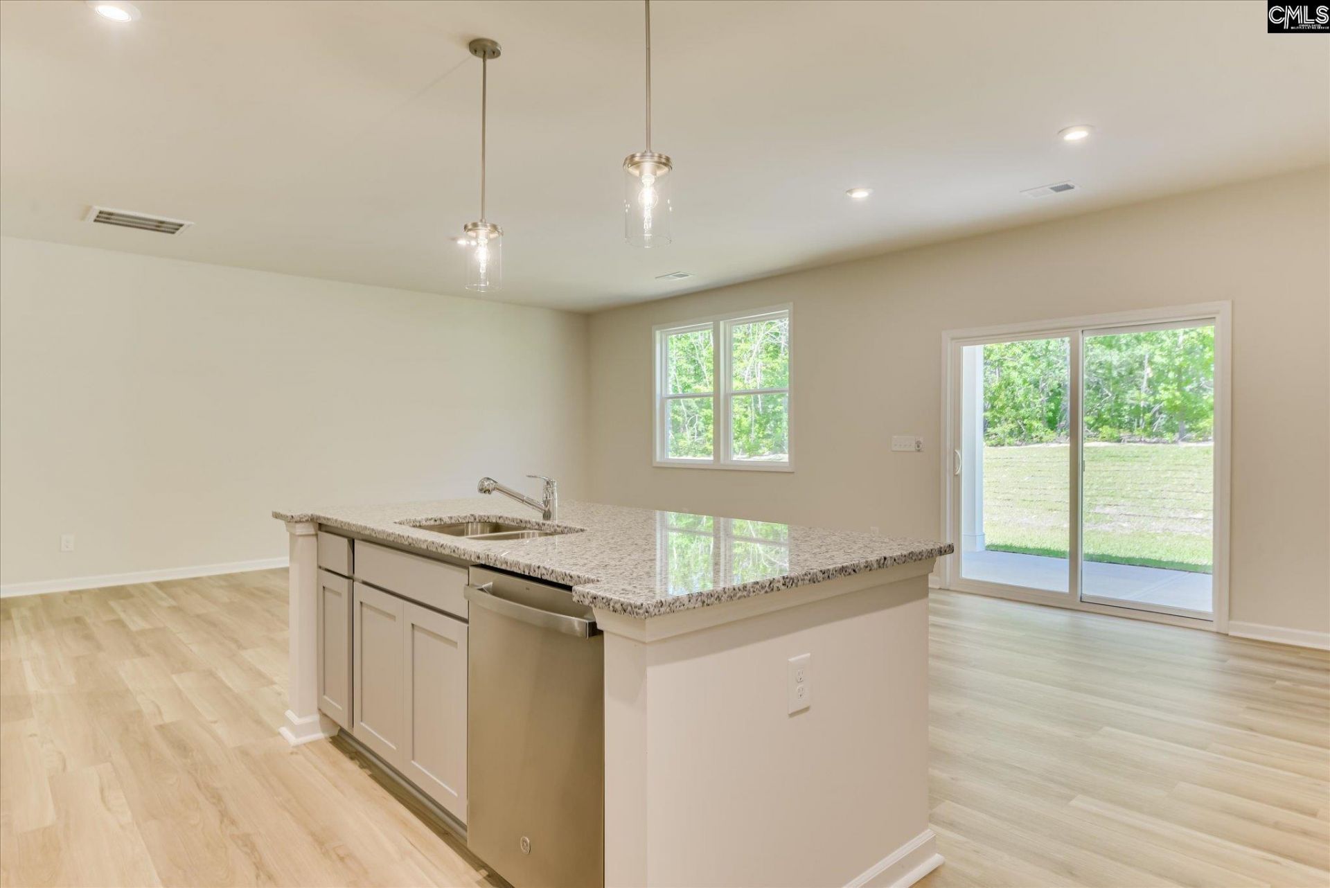 115 Bloomsbury Drive Photo 17