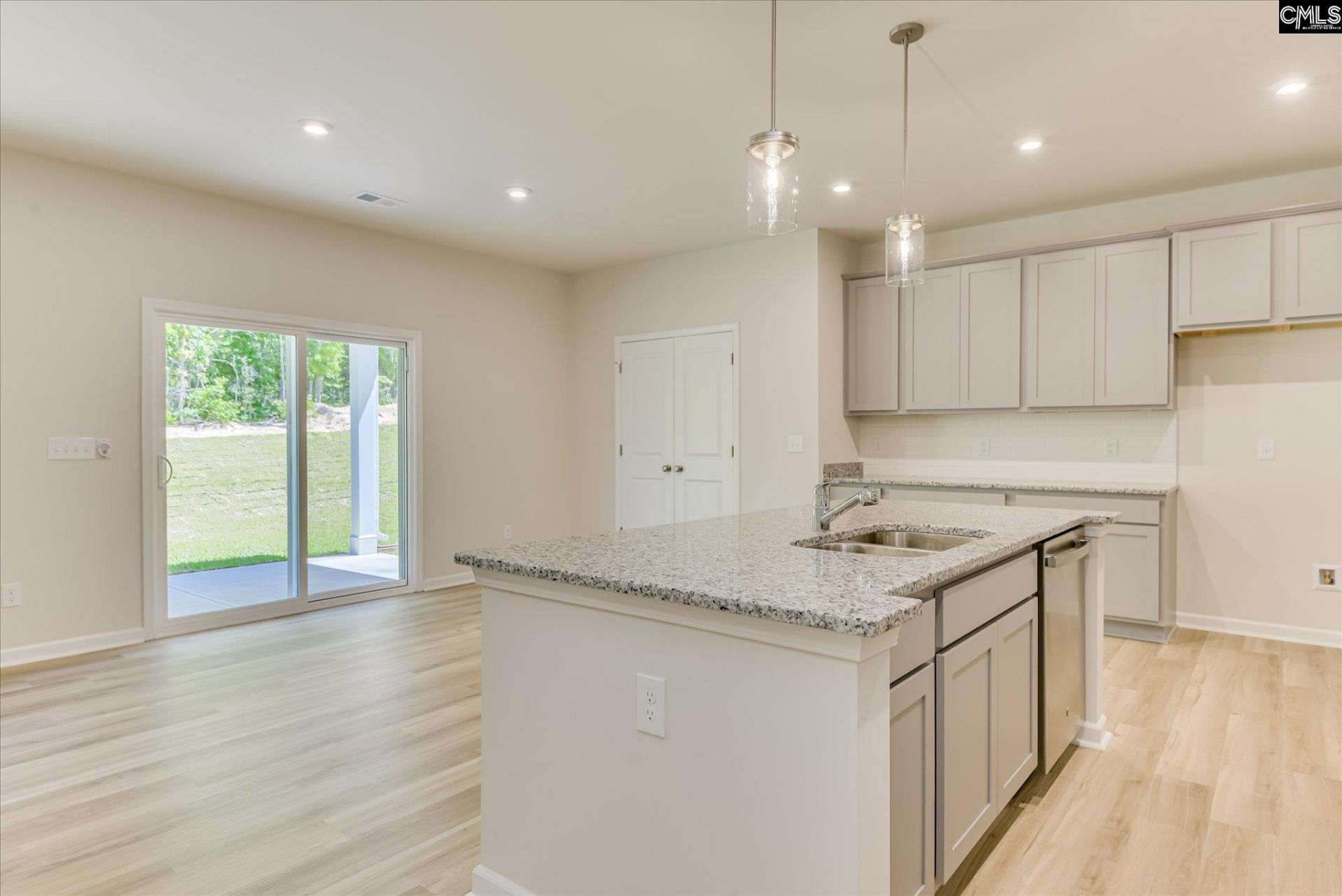 115 Bloomsbury Drive Photo 18